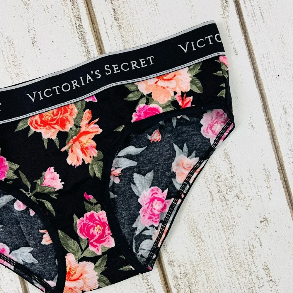 Victoria’s Secret Hiphugger Pantie S M